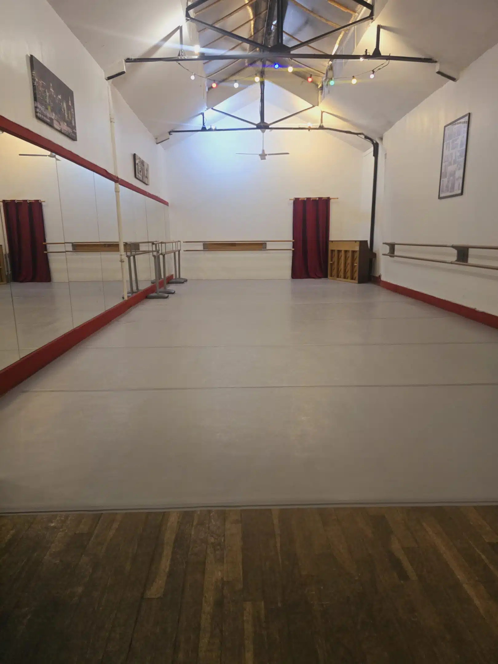 Soir de fête devient joli Cours de danse enfants adultes à Paris 75018